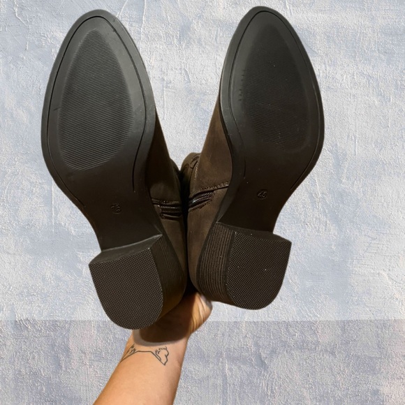 Brown Western Ankle Boots - Picture 5 of 5